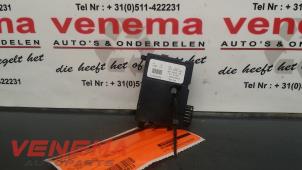 Begagnade Styrvinkelsensor Volkswagen Eos (1F7/F8) 2.0 TDI DPF Pris € 14,99 Marginaltabell erbjuds av Venema Autoparts
