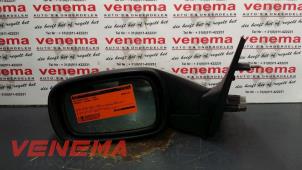 Begagnade Skärmspegel, vänster Renault Laguna II (BG) 2.0 16V Pris € 25,00 Marginaltabell erbjuds av Venema Autoparts