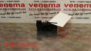 Gebruikte Stuurhoek sensor Volkswagen Passat Variant (3C5) 2.0 TDI 140 Prijs € 24,00 Margeregeling aangeboden door Venema Autoparts