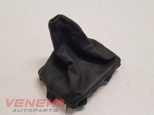 Begagnade Växelspaksskydd Audi A6 Avant (C6) 2.7 TDI V6 24V Pris € 14,99 Marginaltabell erbjuds av Venema Autoparts