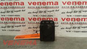 Begagnade Ljusbrytare Opel Calibra 2.0i 16V Ecotec Pris € 9,00 Marginaltabell erbjuds av Venema Autoparts