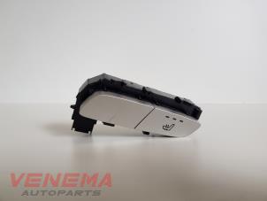 Begagnade Sätesvärmebrytare Mercedes GLC (X253) 2.2 250d 16V BlueTEC 4-Matic Pris € 14,99 Marginaltabell erbjuds av Venema Autoparts