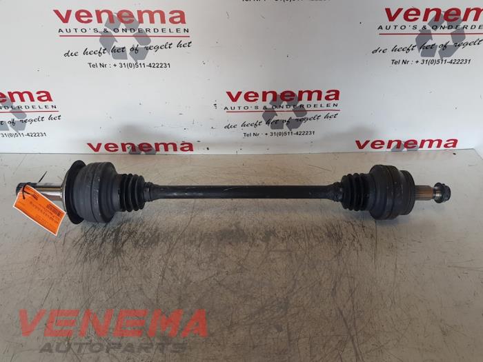Drivaxel, höger bak från en Mercedes-Benz C Estate (S204) 2.2 C-250 CDI 16V BlueEfficiency 2012