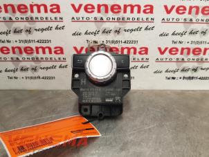 Gebruikte Multi Media Regelunit Mercedes C Estate (S204) 2.2 C-250 CDI 16V BlueEfficiency Prijs € 119,99 Margeregeling aangeboden door Venema Autoparts