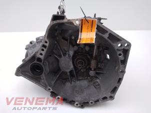 Gebruikte Versnellingsbak Toyota Aygo (B40) 1.0 12V VVT-i Prijs € 199,99 Margeregeling aangeboden door Venema Autoparts