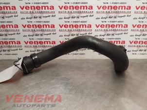 Begagnade Kylarslang Opel Astra K Sports Tourer 1.6 CDTI 136 16V Pris € 14,99 Marginaltabell erbjuds av Venema Autoparts