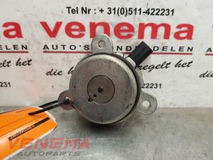 Gebruikte Nokkenas Sensor Ford Fiesta 6 (JA8) 1.0 EcoBoost 12V 100 Prijs € 14,99 Margeregeling aangeboden door Venema Autoparts
