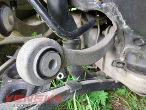 Begagnade Bakre övre gaffelben, höger Mercedes E (VF211) 2.2 E-220 CDI 16V Pris € 14,99 Marginaltabell erbjuds av Venema Autoparts