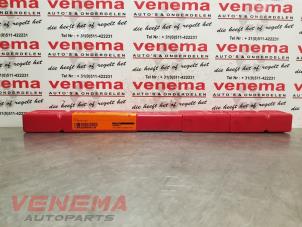 Begagnade Varningstriangel BMW 1 serie (F20) 116i 1.6 16V Pris € 9,99 Marginaltabell erbjuds av Venema Autoparts