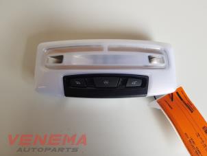 Begagnade Innerbelysning, fram BMW 4 serie (F32) 428i xDrive 2.0 Turbo 16V Pris € 34,99 Marginaltabell erbjuds av Venema Autoparts