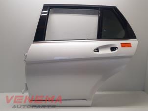 Gebruikte Portier 4Deurs links-achter Mercedes C Estate (S204) 2.2 C-200 CDI 16V BlueEFFICIENCY Prijs € 189,99 Margeregeling aangeboden door Venema Autoparts