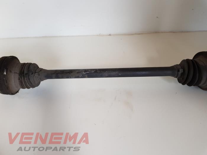 Drivaxel, höger bak från en Mercedes-Benz C Estate (S204) 2.2 C-200 CDI 16V BlueEFFICIENCY 2014