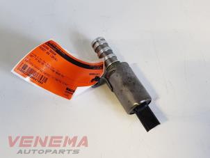 Begagnade Kamaxelsensor Peugeot 208 I (CA/CC/CK/CL) 1.2 12V e-THP PureTech 110 Pris € 24,99 Marginaltabell erbjuds av Venema Autoparts