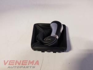 Gebruikte Versnellingspook Mercedes A (W176) 1.5 A-180 CDI, A-180d 16V Prijs € 74,99 Margeregeling aangeboden door Venema Autoparts