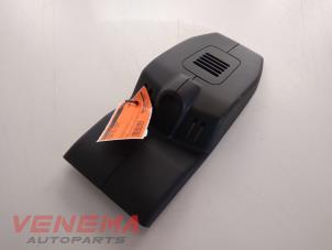 Gebruikte Afdekplaat diversen Ford Fiesta 6 (JA8) 1.0 EcoBoost 12V 100 Prijs € 14,99 Margeregeling aangeboden door Venema Autoparts