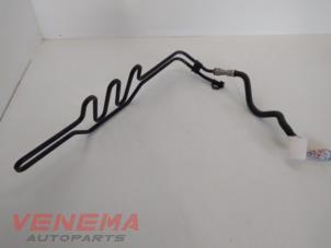 Begagnade Oljekylare BMW 3 serie (E93) 320i 16V Pris € 24,99 Marginaltabell erbjuds av Venema Autoparts