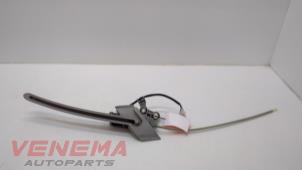 Używane Silnik oslony bagaznika lewy Mercedes E Estate (S212) E-250 CDI 16V BlueEfficiency,BlueTEC Cena € 34,99 Procedura marży oferowane przez Venema Autoparts