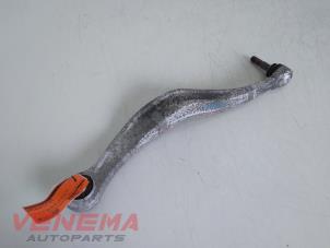 Begagnade Bakre gaffelben, vänster BMW 5 serie Touring (F11) 520d 16V Pris € 29,99 Marginaltabell erbjuds av Venema Autoparts