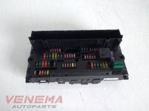 Begagnade Säkringsbox BMW 5 serie Touring (F11) 520d 16V Pris € 49,99 Marginaltabell erbjuds av Venema Autoparts