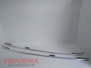 Gebruikte Dakrail set Mercedes C Estate (S204) 2.2 C-220 CDI 16V Prijs € 124,99 Margeregeling aangeboden door Venema Autoparts