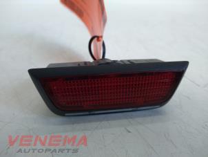 Gebruikte Instapverlichting Mercedes C Estate (S204) 2.2 C-220 CDI 16V Prijs € 14,99 Margeregeling aangeboden door Venema Autoparts