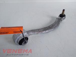 Begagnade Främre gaffelben, vänster Mercedes C Estate (S204) 2.2 C-220 CDI 16V Pris € 29,99 Marginaltabell erbjuds av Venema Autoparts