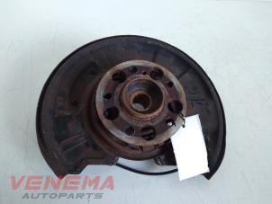 Gebruikte Asschenkel links-achter Mercedes C Estate (S204) 2.2 C-220 CDI 16V Prijs € 39,99 Margeregeling aangeboden door Venema Autoparts