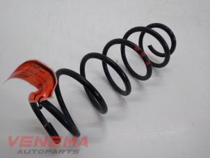 Begagnade Bakre spolfjäder Mercedes A (W169) 1.5 A-160 Pris € 19,99 Marginaltabell erbjuds av Venema Autoparts