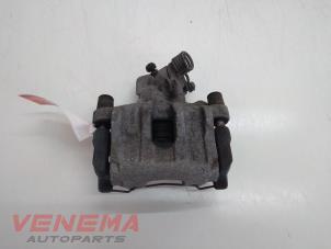 Begagnade Bakre bromsok, höger Ford C-Max (DXA) 1.6 SCTi 16V Pris € 24,99 Marginaltabell erbjuds av Venema Autoparts