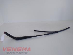 Begagnade Främre torkararm Mercedes Sprinter 3,5t (906.73) 316 CDI 16V Pris € 14,99 Marginaltabell erbjuds av Venema Autoparts