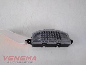 Begagnade Motstånd, kupéfläkt Jaguar F-Pace 3.0 D 24V AWD Pris € 29,99 Marginaltabell erbjuds av Venema Autoparts