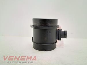 Gebruikte Luchthoeveelheidsmeter Jaguar F-Pace 3.0 D 24V AWD Prijs € 79,99 Margeregeling aangeboden door Venema Autoparts