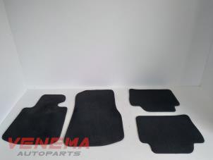 Gebruikte Matten Set BMW 4 serie Gran Coupe (F36) 430d 3.0 24V Prijs € 49,99 Margeregeling aangeboden door Venema Autoparts