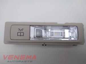 Gebruikte Binnenverlichting achter Mercedes E Estate (S213) E-200d 2.0 Turbo 16V Prijs € 14,99 Margeregeling aangeboden door Venema Autoparts
