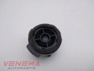 Begagnade Högtalare Peugeot 108 1.2 VTi 12V Pris € 14,99 Marginaltabell erbjuds av Venema Autoparts