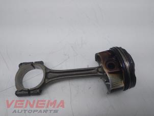 Begagnade Kolv Peugeot 308 (L3/L8/LB/LH/LP) 1.2 12V e-THP PureTech 130 Pris € 49,99 Marginaltabell erbjuds av Venema Autoparts