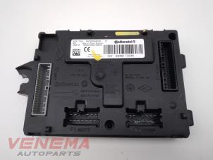 Begagnade Dator , karosskontroll (BCM) Dacia Sandero II 0.9 TCE 12V Pris € 99,99 Marginaltabell erbjuds av Venema Autoparts