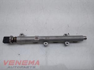 Begagnade Bränslefördelare Volkswagen Polo VI (AW1) 1.0 TSI 12V Pris € 37,99 Marginaltabell erbjuds av Venema Autoparts