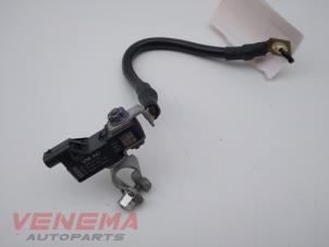 Begagnade Batterisensor Volkswagen Polo VI (AW1) 1.0 TSI 12V Pris € 19,99 Marginaltabell erbjuds av Venema Autoparts