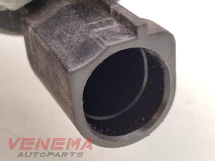 Startmotor van een Volkswagen Scirocco (137/13AD) 1.4 TSI 122 16V 2012