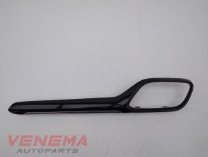 Gebruikte Dashboard sierlijst Ford Fiesta 7 1.1 Ti-VCT 12V 85 Prijs € 14,99 Margeregeling aangeboden door Venema Autoparts