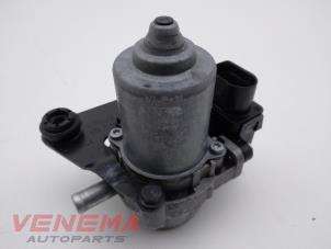 Gebruikte Vacuumpomp Rembekrachtiging Volkswagen Polo V (6R) 1.4 TSI 16V BlueGT Prijs € 14,99 Margeregeling aangeboden door Venema Autoparts