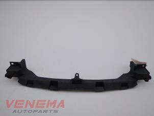 Gebruikte Frontdeel steun Mazda CX-5 I (KE,GH) 2.2 Skyactiv D 16V 4WD Prijs € 49,99 Margeregeling aangeboden door Venema Autoparts