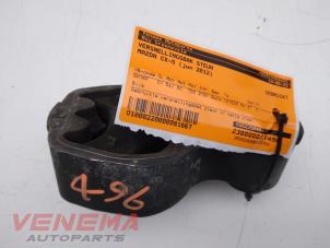 Gebruikte Versnellingsbak Steun Mazda CX-5 I (KE,GH) 2.2 Skyactiv D 16V 4WD Prijs € 19,99 Margeregeling aangeboden door Venema Autoparts