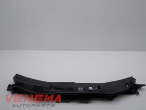 Gebruikte Paravan Mazda CX-5 I (KE,GH) 2.2 Skyactiv D 16V 4WD Prijs € 39,99 Margeregeling aangeboden door Venema Autoparts