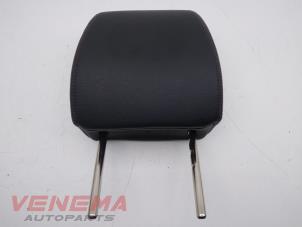 Gebruikte Hoofdsteun Mazda CX-5 I (KE,GH) 2.2 Skyactiv D 16V 4WD Prijs € 34,99 Margeregeling aangeboden door Venema Autoparts