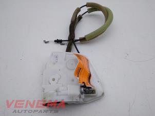 Gebruikte Slotmechaniek Portier 4Deurs rechts-achter Mazda CX-5 I (KE,GH) 2.2 Skyactiv D 16V 4WD Prijs € 29,99 Margeregeling aangeboden door Venema Autoparts