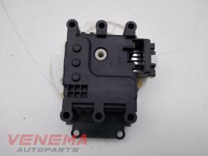 Gebruikte Kachelklep Motor Mazda CX-5 I (KE,GH) 2.2 Skyactiv D 16V 4WD Prijs € 19,99 Margeregeling aangeboden door Venema Autoparts