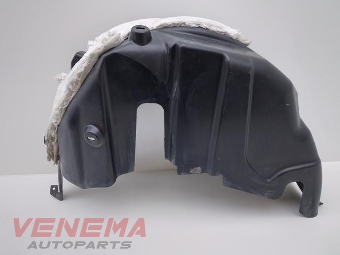 Isolering, hjulhus från en Opel Crossland (X) 1.2 Turbo 12V 2020