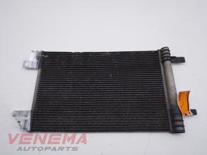 Begagnade Kondensor, luftkonditionering Opel Vivaro 2.0 CDTI 177 Pris € 74,99 Marginaltabell erbjuds av Venema Autoparts